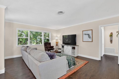 House in Boca Raton, Florida 3 bedrooms, 125.98 sq.m. № 2186534 - photo 7