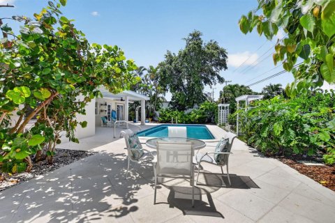 House in Boca Raton, Florida 3 bedrooms, 125.98 sq.m. № 2186534 - photo 28