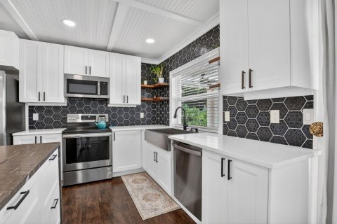 House in Boca Raton, Florida 3 bedrooms, 125.98 sq.m. № 2186534 - photo 16