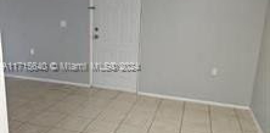 Condo in West Palm Beach, Florida, 2 bedrooms  № 1467301