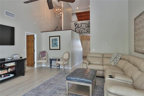 Villa ou maison à vendre à Temple Terrace, Floride: 4 chambres, 245.08 m2 № 1876162 - photo 20