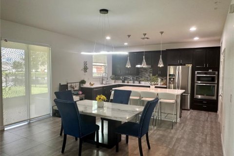 Casa en alquiler en Orlando, Florida, 4 dormitorios, 244.43 m2 № 1903433 - foto 7