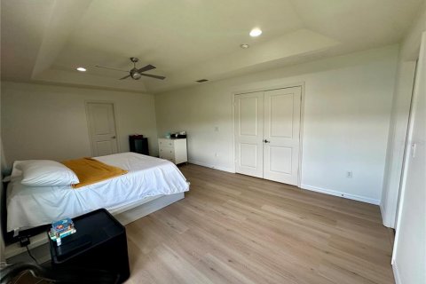 Casa en alquiler en Orlando, Florida, 4 dormitorios, 244.43 m2 № 1903433 - foto 12