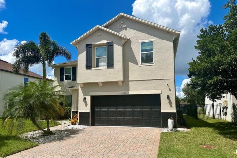 Casa en alquiler en Orlando, Florida, 4 dormitorios, 244.43 m2 № 1903433 - foto 2