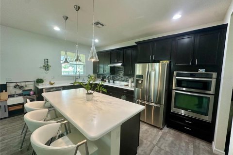 Casa en alquiler en Orlando, Florida, 4 dormitorios, 244.43 m2 № 1903433 - foto 8