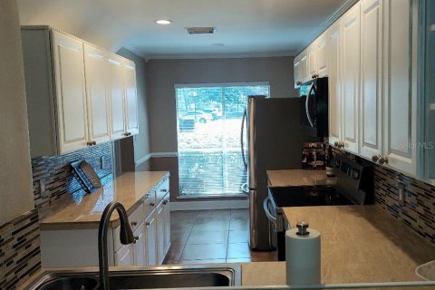 Condo in Longwood, Florida, 2 bedrooms  № 1901396 - photo 5