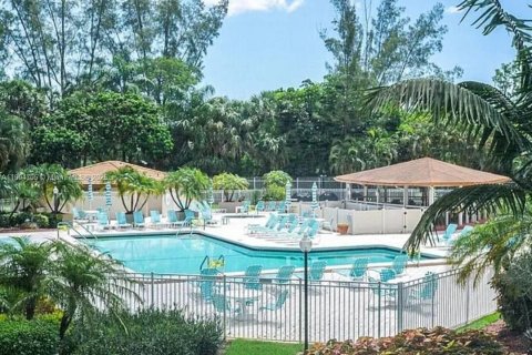 Condo in Lauderhill, Florida, 2 bedrooms  № 1955258 - photo 8