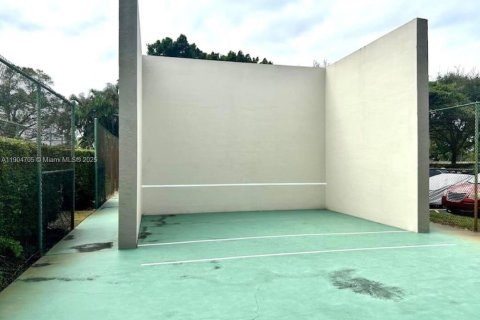 Condo in Lauderhill, Florida, 2 bedrooms  № 1955258 - photo 15