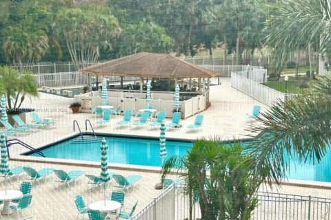 Condo in Lauderhill, Florida, 2 bedrooms  № 1955258 - photo 7