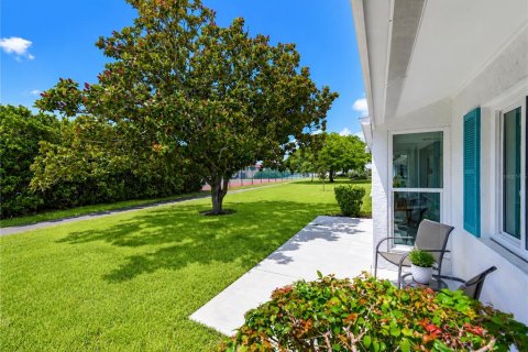 Condominio en venta en Bradenton, Florida, 2 dormitorios, 125.42 m2 № 2355121 - foto 21