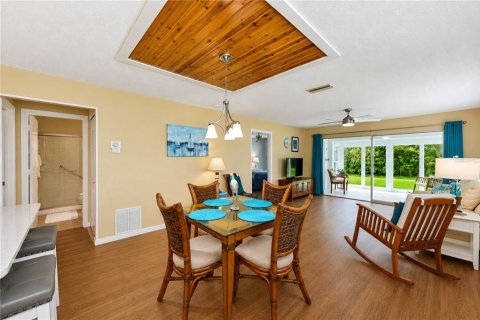 Condominio en venta en Bradenton, Florida, 2 dormitorios, 125.42 m2 № 2355121 - foto 7