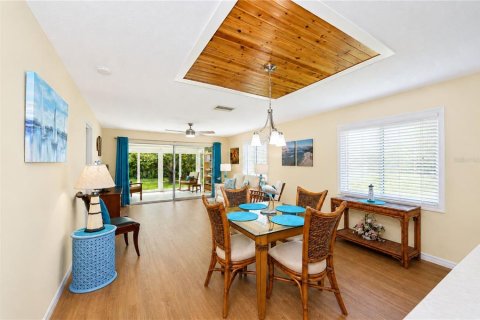 Condominio en venta en Bradenton, Florida, 2 dormitorios, 125.42 m2 № 2355121 - foto 6
