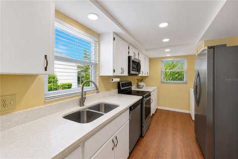 Condominio en venta en Bradenton, Florida, 2 dormitorios, 125.42 m2 № 2355121 - foto 10