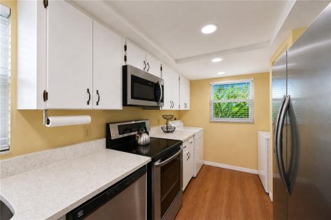 Condominio en venta en Bradenton, Florida, 2 dormitorios, 125.42 m2 № 2355121 - foto 11