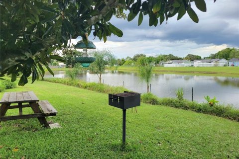 Casa en venta en Kissimmee, Florida, 5 dormitorios, 146.32 m2 № 1900370 - foto 12