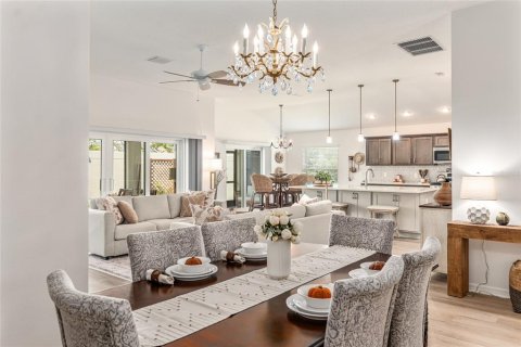 Casa en venta en The Villages, Florida, 3 dormitorios, 172.89 m2 № 1912573 - foto 15