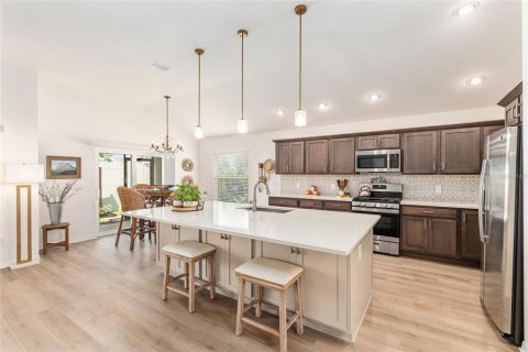 Casa en venta en The Villages, Florida, 3 dormitorios, 172.89 m2 № 1912573 - foto 21