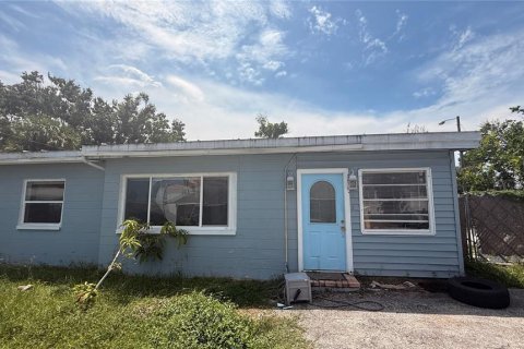 Villa ou maison à vendre à Seminole, Floride: 3 chambres, 109.81 m2 № 1917012 - photo 1