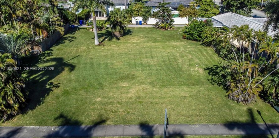 Terreno en Hollywood, Florida № 2054533