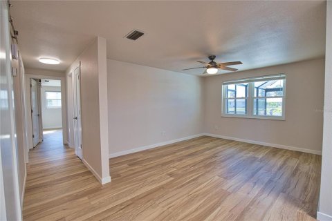 Villa ou maison à vendre à Englewood, Floride: 3 chambres, 130.62 m2 № 2406330 - photo 11