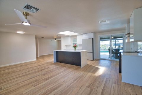 Villa ou maison à vendre à Englewood, Floride: 3 chambres, 130.62 m2 № 2406330 - photo 8