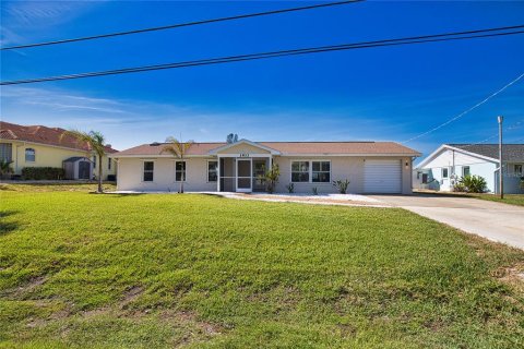 Villa ou maison à Englewood, Floride 3 chambres, 130.62 m2 № 2406330