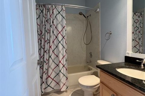 Townhouse in Tampa, Florida 3 bedrooms, 153.1 sq.m. № 2230061 - photo 22