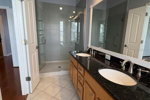 Townhouse in Tampa, Florida 3 bedrooms, 153.1 sq.m. № 2230061 - photo 25