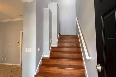 Townhouse in Tampa, Florida 3 bedrooms, 153.1 sq.m. № 2230061 - photo 6