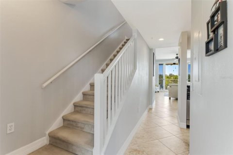 Купить таунхаус в Раскин, Флорида 9 комнат, 116.87м2, № 1643077 - фото 22