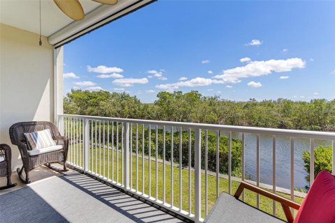 Купить таунхаус в Раскин, Флорида 9 комнат, 116.87м2, № 1643077 - фото 15