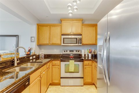 Купить таунхаус в Раскин, Флорида 9 комнат, 116.87м2, № 1643077 - фото 16