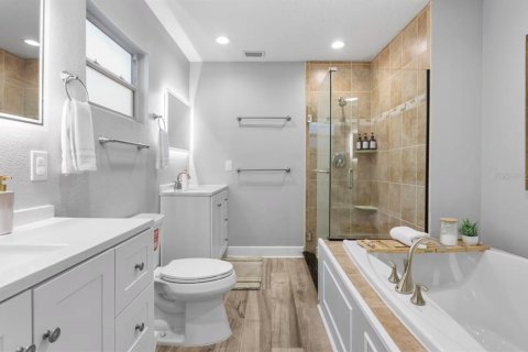 Villa ou maison à vendre à Bradenton, Floride: 4 chambres, 246.19 m2 № 2415220 - photo 20