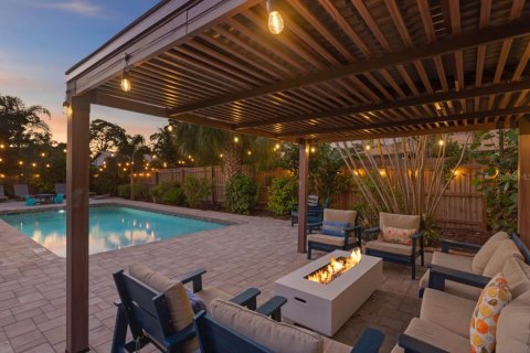 Villa ou maison à vendre à Bradenton, Floride: 4 chambres, 246.19 m2 № 2415220 - photo 28