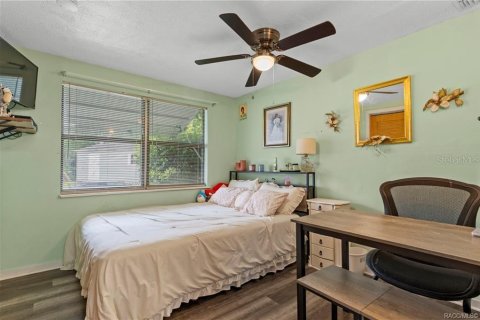 House in Inverness, Florida 3 bedrooms, 108.14 sq.m. № 2150978 - photo 26