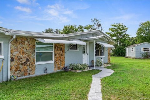 House in Inverness, Florida 3 bedrooms, 108.14 sq.m. № 2150978 - photo 7