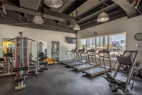 Copropriété à vendre à Hollywood, Floride: 2 chambres, 126.35 m2 № 2274435 - photo 13