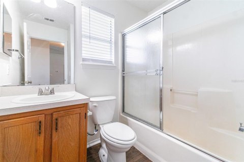 House in Mount Dora, Florida 3 bedrooms, 113.15 sq.m. № 1883434 - photo 13