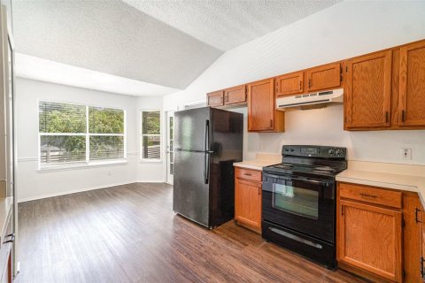 House in Mount Dora, Florida 3 bedrooms, 113.15 sq.m. № 1883434 - photo 5