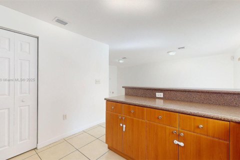 Купить таунхаус в Хомстед, Флорида 3 спальни, 153.94м2, № 1954320 - фото 13