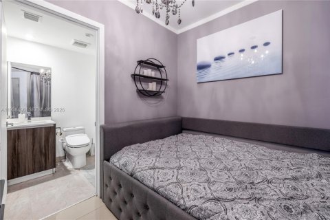 Снять в аренду кондоминиум в Майами, Флорида 2 спальни, 107.86м2, № 1999867 - фото 17