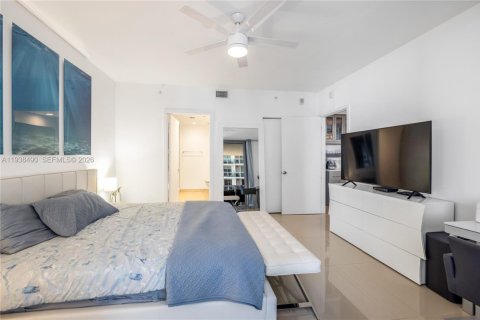 Снять в аренду кондоминиум в Майами, Флорида 2 спальни, 107.86м2, № 1999867 - фото 11