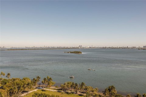 Снять в аренду кондоминиум в Майами, Флорида 2 спальни, 107.86м2, № 1999867 - фото 18