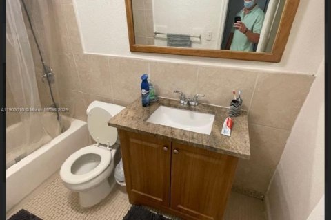 Купить кондоминиум в Дирфилд-Бич, Флорида 2 спальни, 66.98м2, № 1955601 - фото 4