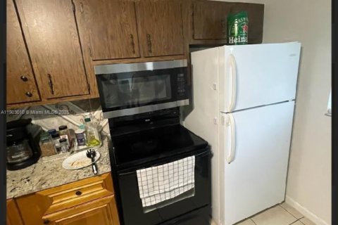 Купить кондоминиум в Дирфилд-Бич, Флорида 2 спальни, 66.98м2, № 1955601 - фото 5