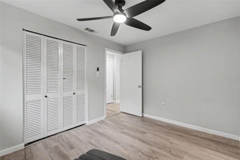 House in Clearwater, Florida 3 bedrooms, 153.01 sq.m. № 2203152 - photo 24