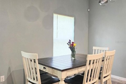 Casa en venta en Dade City, Florida, 5 dormitorios, 191.29 m2 № 1906380 - foto 21