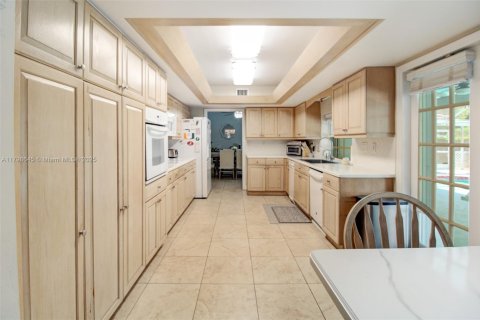 Casa en venta en Palmetto Bay, Florida, 5 dormitorios, 225.57 m2 № 1712277 - foto 18