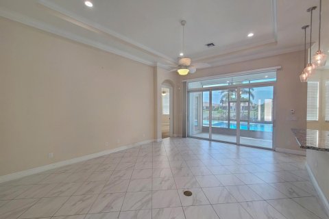 Villa ou maison à vendre à Port St. Lucie, Floride: 2 chambres, 171.13 m2 № 2303711 - photo 5