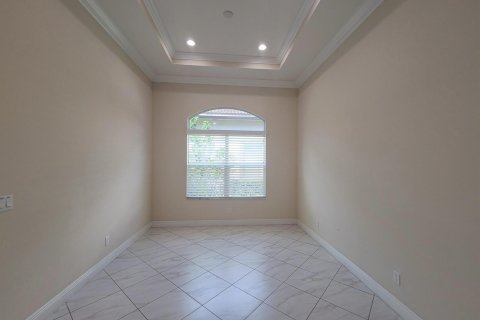 Villa ou maison à vendre à Port St. Lucie, Floride: 2 chambres, 171.13 m2 № 2303711 - photo 4